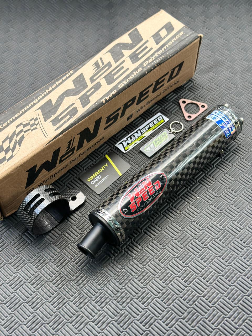 SILINCER CARBON SPREADTOW GLOSSY LOGO EMBLEM RED & BLACK GREY WINSPEED - Image 7