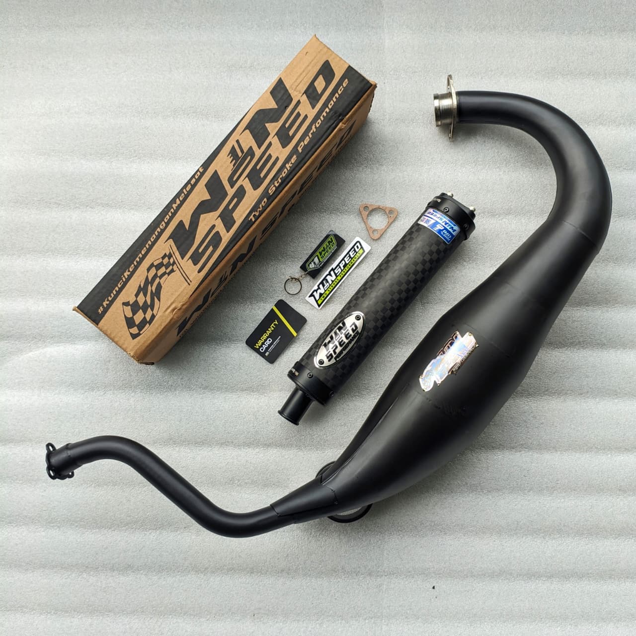 Fullsystem Silencers Carbon Spreadtow Doff Endcap CNC Black , Exhaust Chamber Super Cobra, Clearcoated Mild Steel Black Coating, KR150, KRR150, KRR150ZX, Serpico