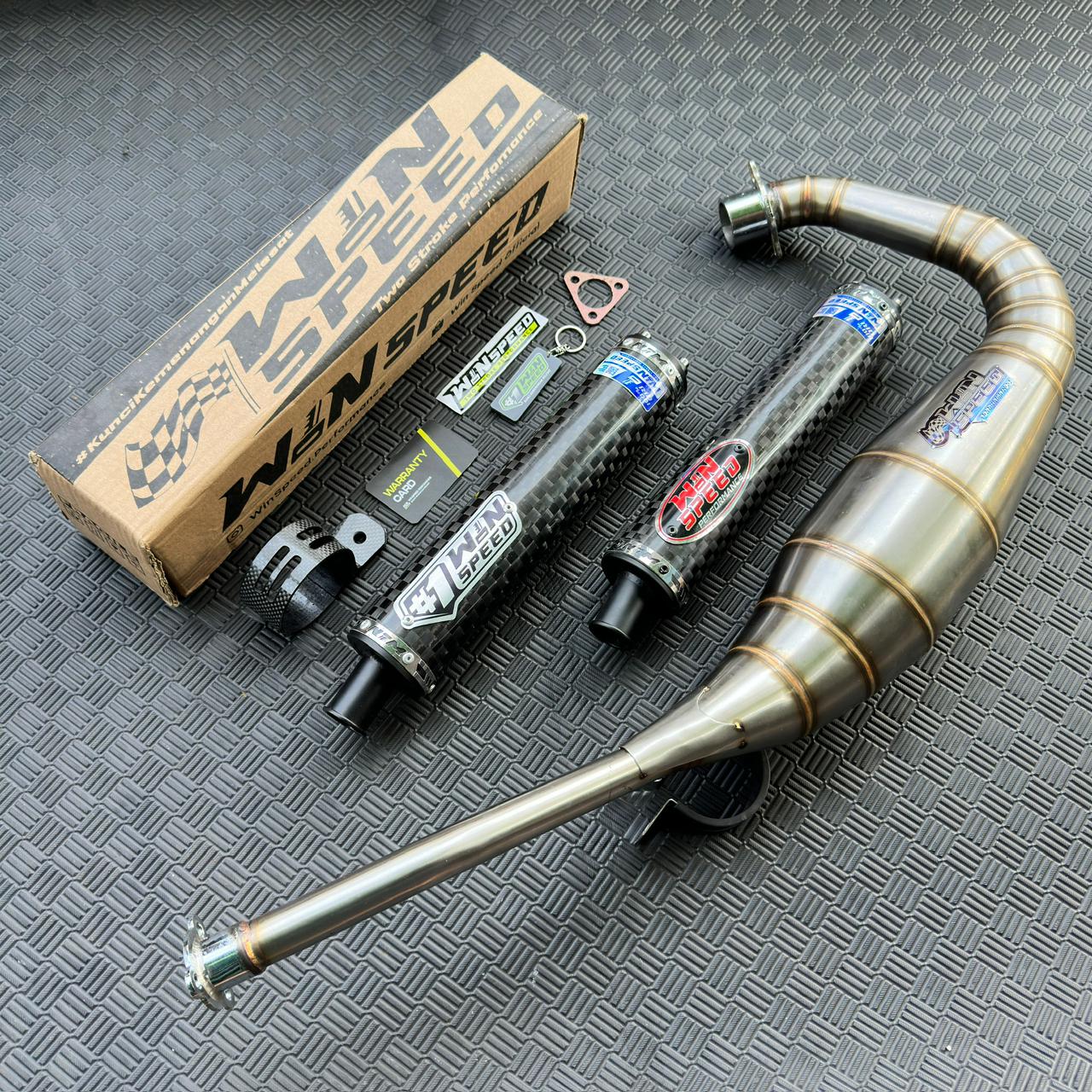 Fullsystem Silencers Carbon Spreadtow Glossy Logo Red , Exhaust Chamber Stainless Cobra Underpass , Suzuki RG-R / RG-V / TXR 150 - Image 2