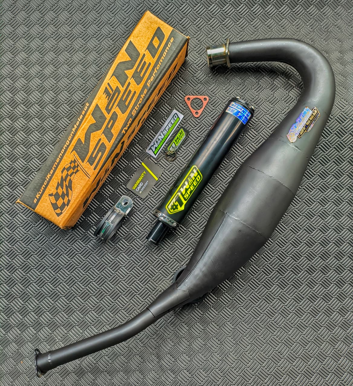 Fullsystem Silencers Almu Logo Sticker Muzzle Straight , Exhaust Chamber Step Standar, Clearcoated Mild Steel Black Coating, KR150, KRR150, KRR150ZX, Serpico