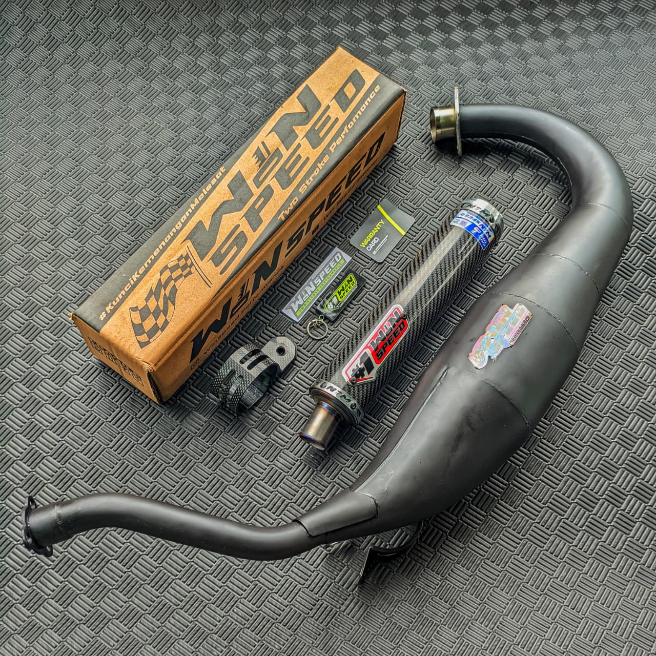 Fullsystem Silencers Carbon Twill Glossy Muzzle Titanium, Exhaust Chamber Semi Cobra, Clearcoated Mild Steel Black Coating, KR150, KRR150, KRR150ZX, Serpico